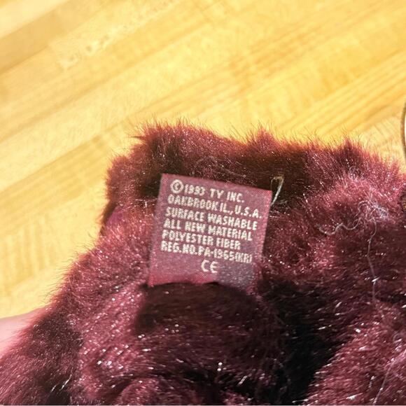 Vintage 1993 TY The Attic Treasures Collection Beargundy 8" Jointed Plush Bear - Picture 3 of 3